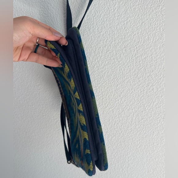 Pendleton large three pocket keeper wool crossbody bag - Picture 7 of 14